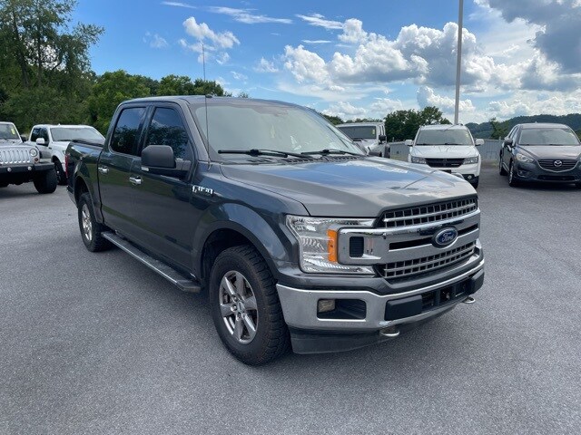 2018 Ford F-100 XLT photo 2