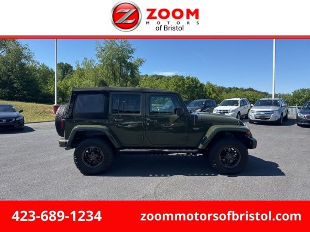 Used 2016 Jeep Wrangler Unlimited Sahara SUV