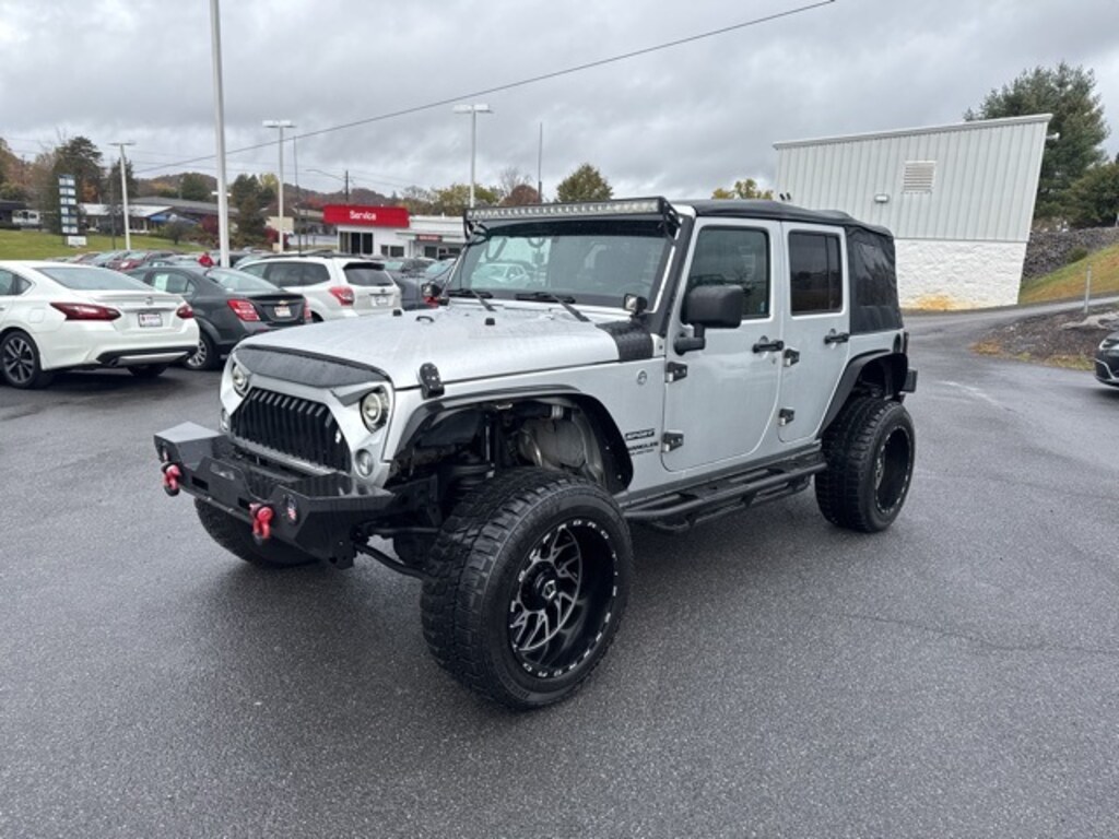 Used 2011 Jeep Wrangler Unlimited Sport SUV