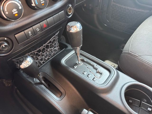 2016 Jeep Wrangler Unlimited Sport S - Photo 19