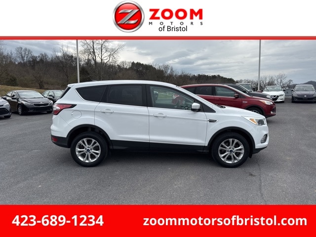 2017 Ford Escape SE's photo