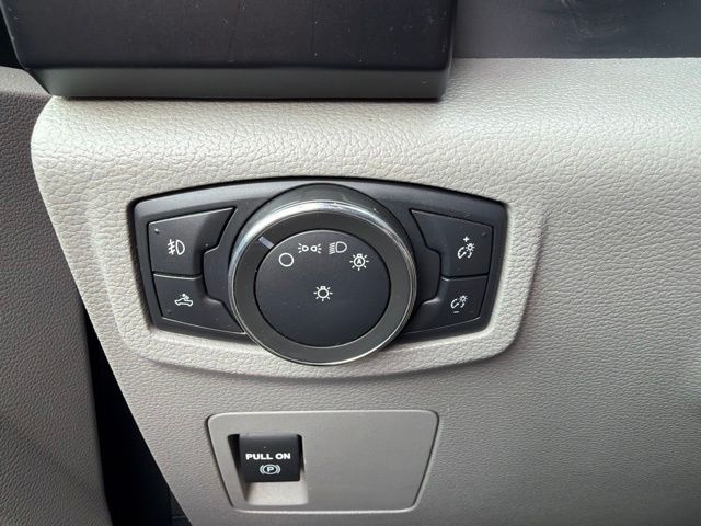 2017 Ford F-150 XL - Photo 21