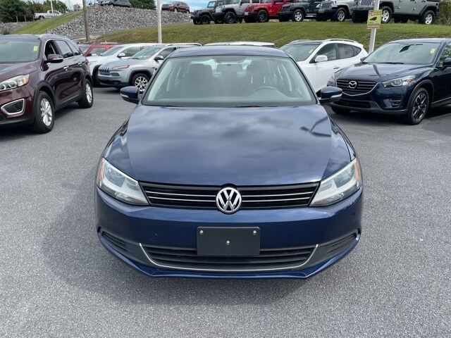 2014 Volkswagen Jetta SE photo 2