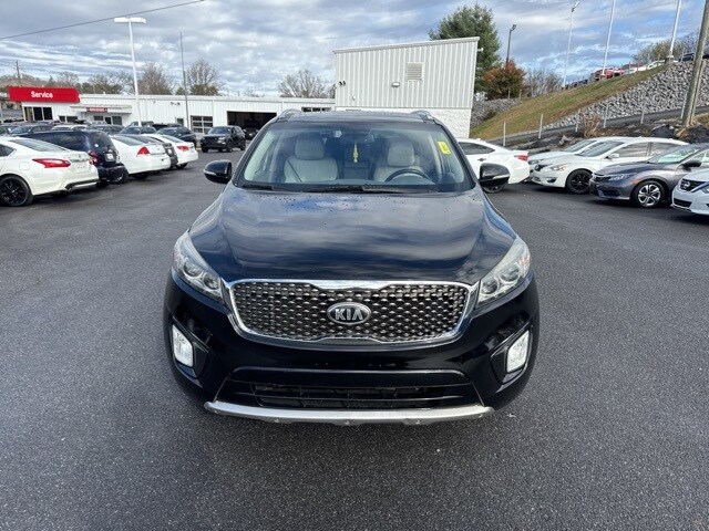 2016 Kia Sorento SX photo 2