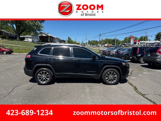 2019 Jeep Cherokee Latitude Plus's photo