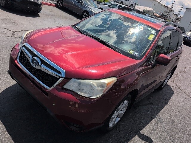 2014 Subaru Forester 2.5i Premium photo 4