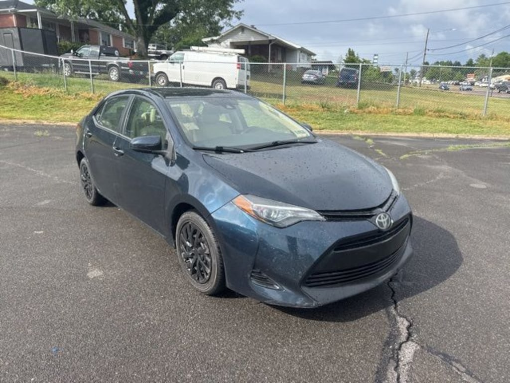 Used 2018 Toyota Corolla LE Sedan