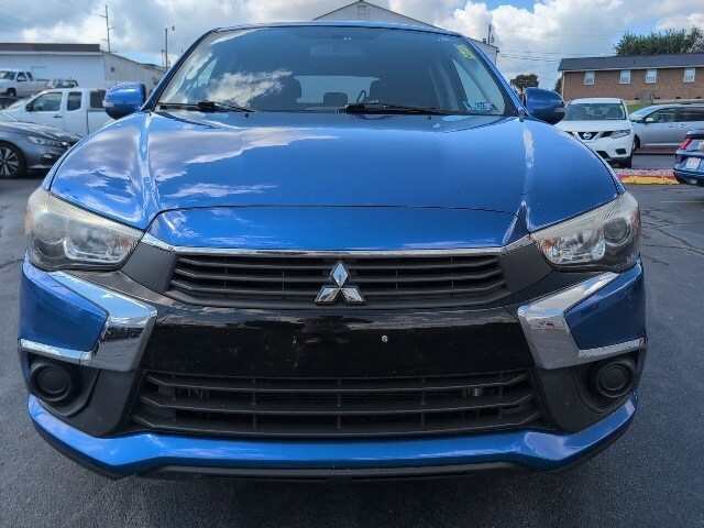 2017 Mitsubishi Outlander Sport ES photo 3