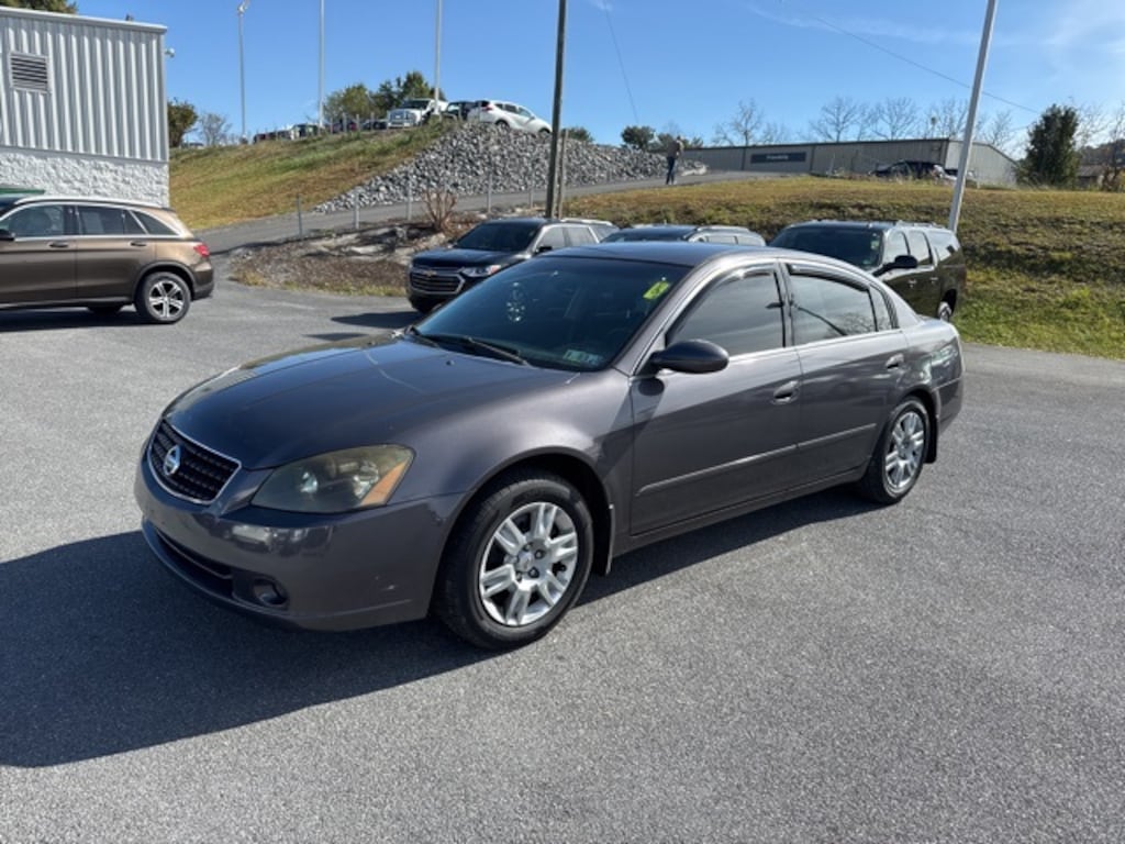 Used 2005 Nissan Altima 2.5 S Sedan