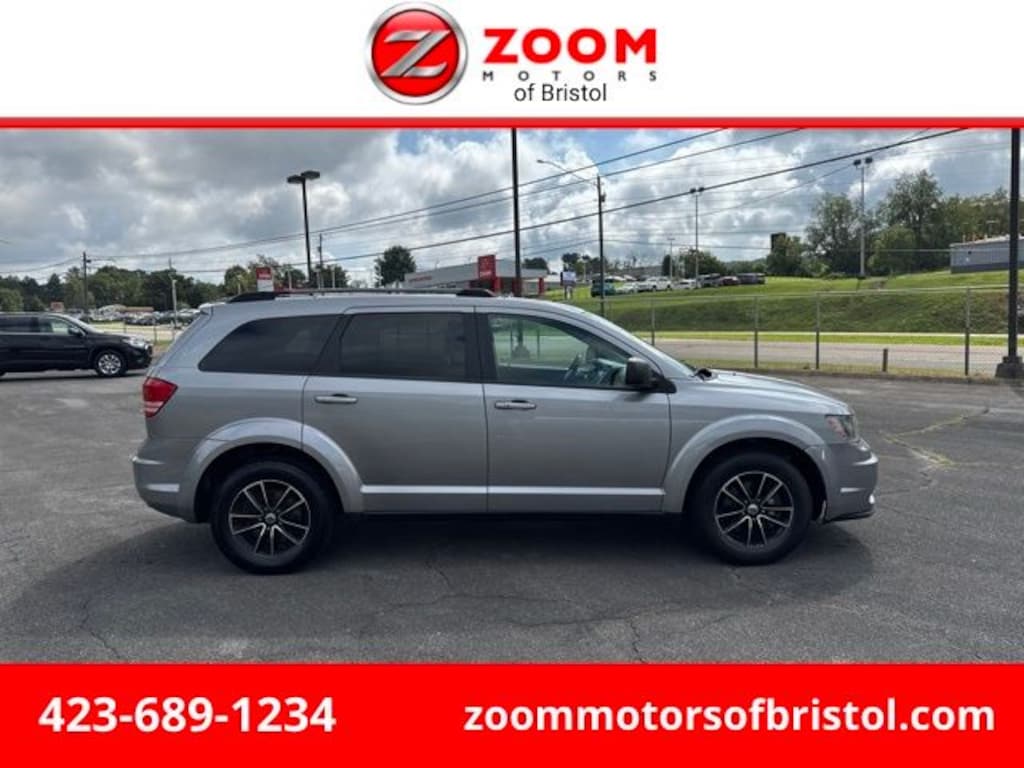 Used 2018 Dodge Journey SE SUV
