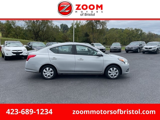2019 Nissan Versa Sedan