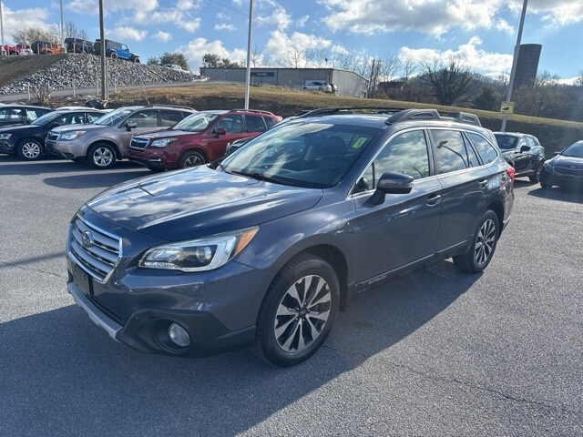 2016 Subaru Outback 2.5i Limited photo 3