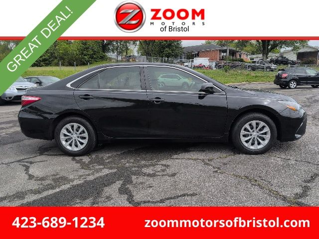 2015 Toyota Camry 2.5 Auto XLE's photo