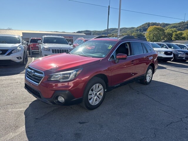 2018 Subaru Outback 2.5i Premium photo 4