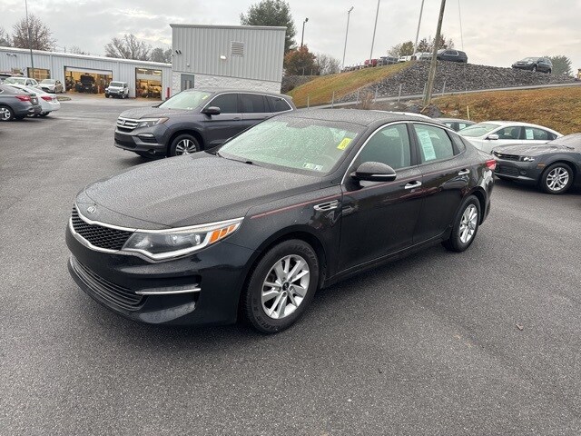 2016 Kia Optima LX photo 4