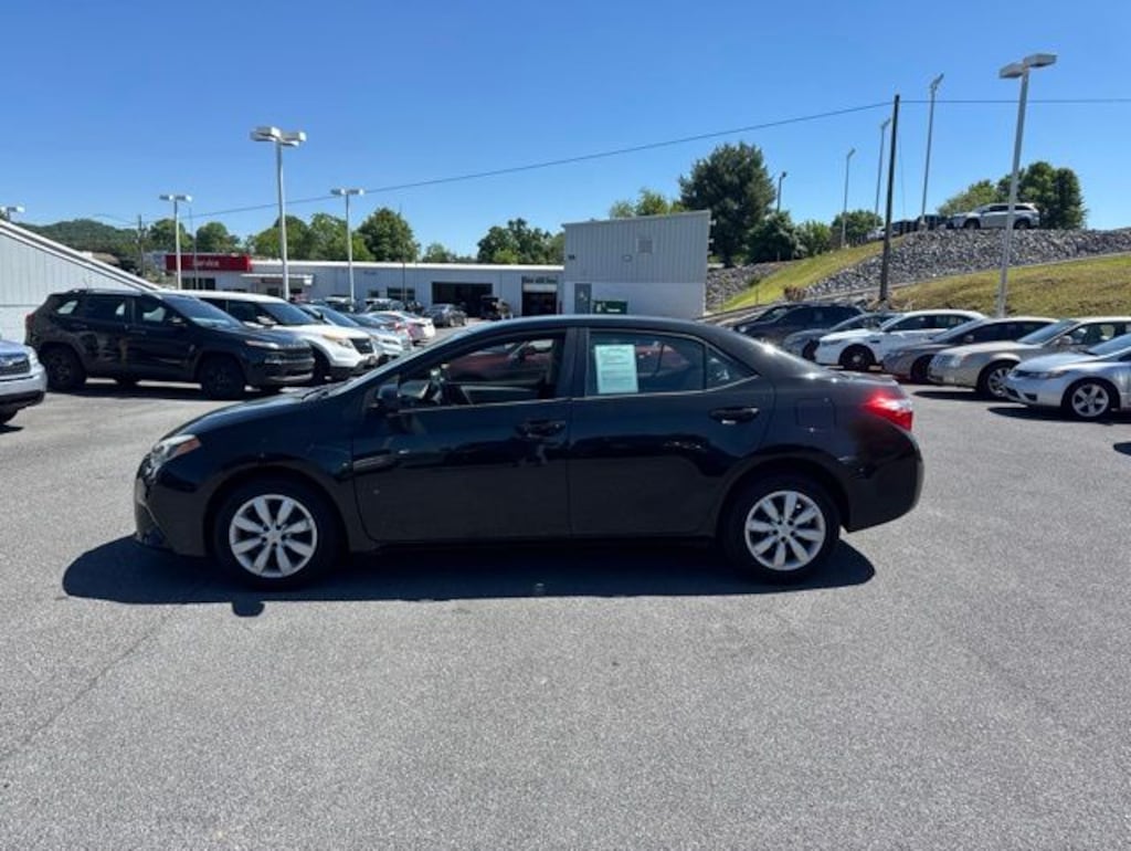 Used 2014 Toyota Corolla LE Sedan