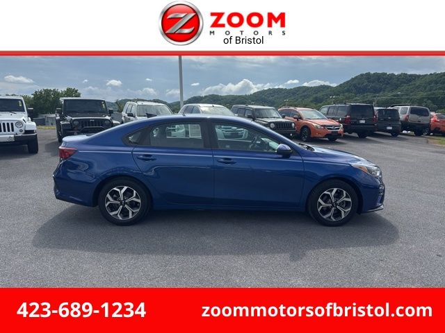 2019 Kia Forte LXS AT's photo
