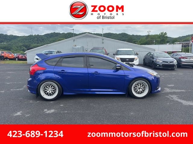 2014 Ford Focus 5 Door Hatch ST's photo