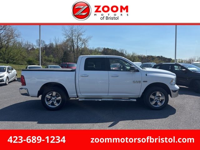 2016 RAM 1500 Big Horn 4x4 Crew Cab 5'7's photo