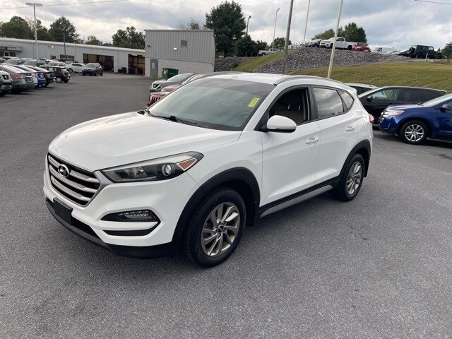 2017 Hyundai Tucson SE Plus photo 4