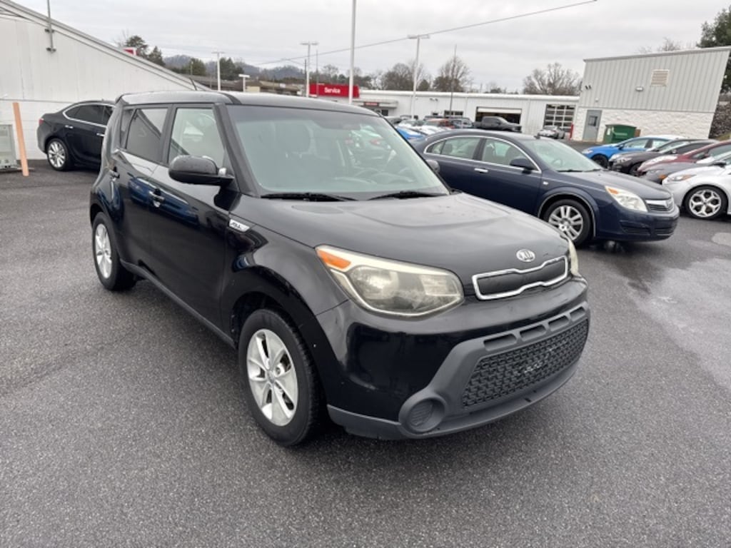 Used 2015 Kia Soul Base Hatchback