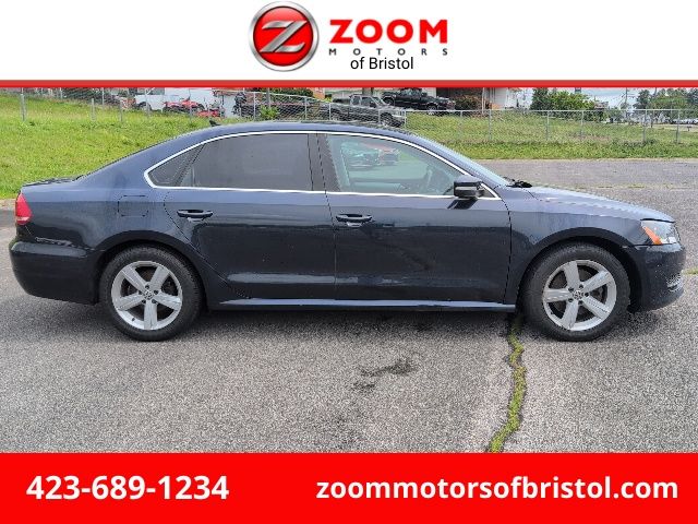 2013 Volkswagen Passat 2.5L SE Auto's photo
