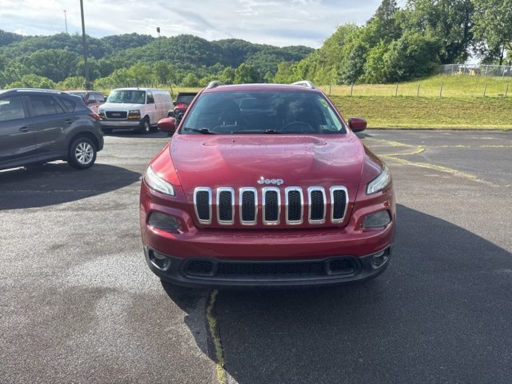 Used 2014 Jeep Cherokee Latitude SUV