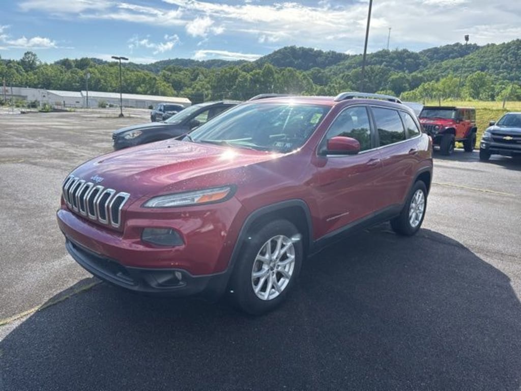 Used 2014 Jeep Cherokee Latitude SUV