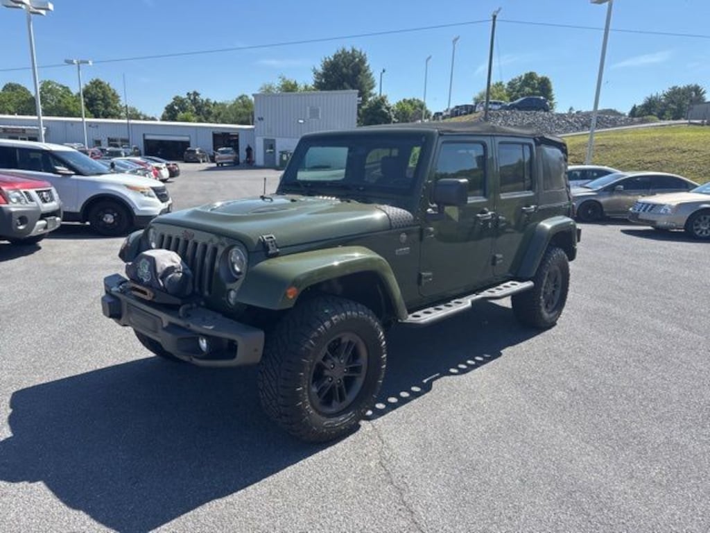 Used 2016 Jeep Wrangler Unlimited Sahara SUV