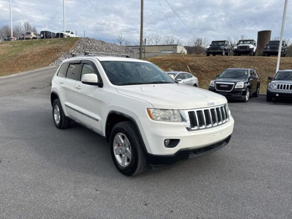 Used 2012 Jeep Grand Cherokee Laredo SUV