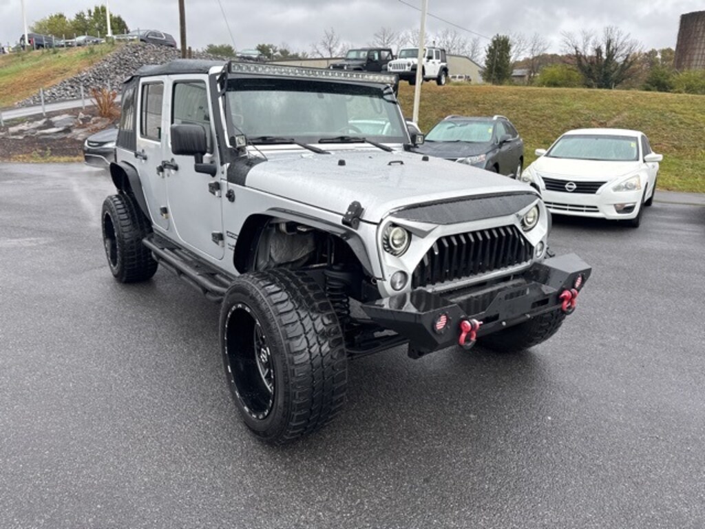 Used 2011 Jeep Wrangler Unlimited Sport SUV