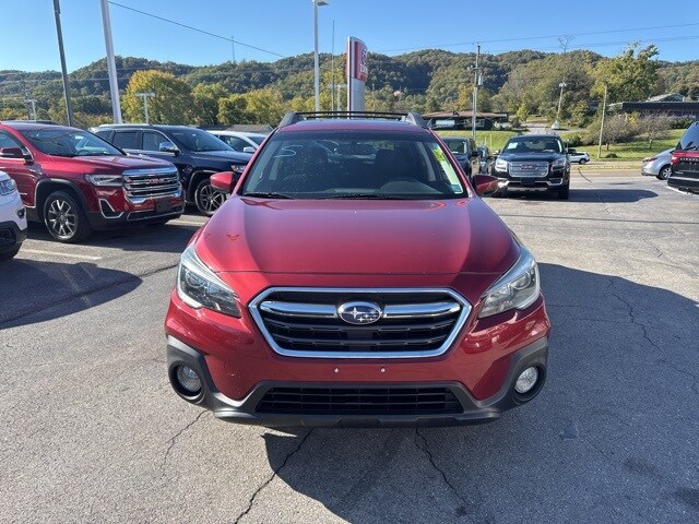 2018 Subaru Outback 2.5i Premium photo 3