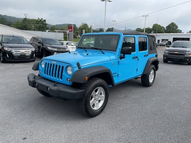 2017 Jeep Wrangler Unlimited Sport photo 4