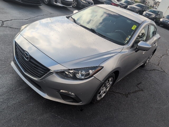 2016 Mazda Mazda3 i Sport photo 3