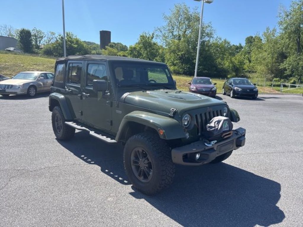 Used 2016 Jeep Wrangler Unlimited Sahara SUV