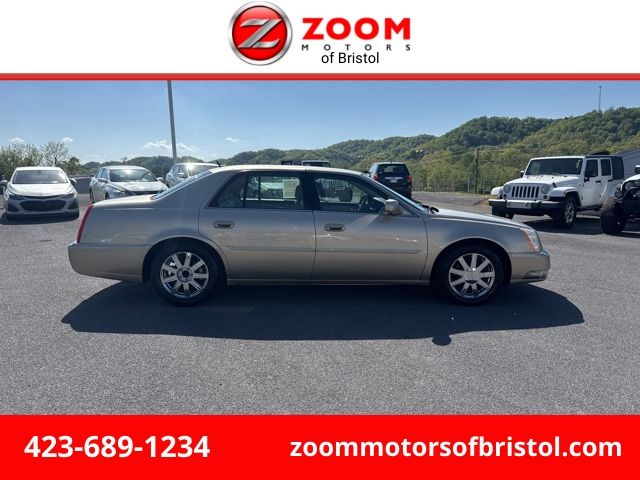 2006 Cadillac DTS's photo