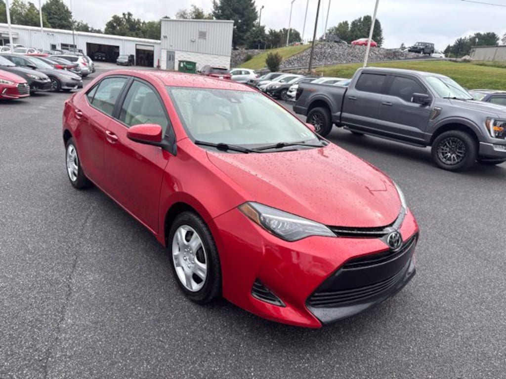 Used 2017 Toyota Corolla LE Sedan