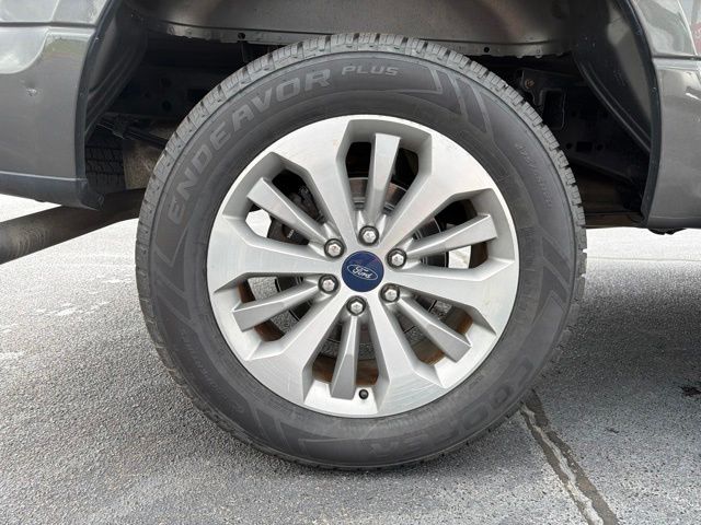 2017 Ford F-150 XL - Photo 9