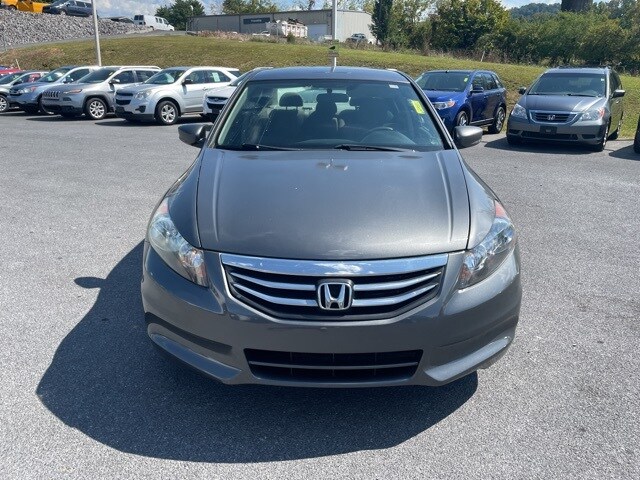 2011 Honda Accord LX photo 3