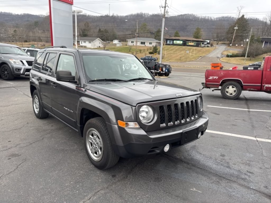 Used 2017 Jeep Patriot Sport SUV