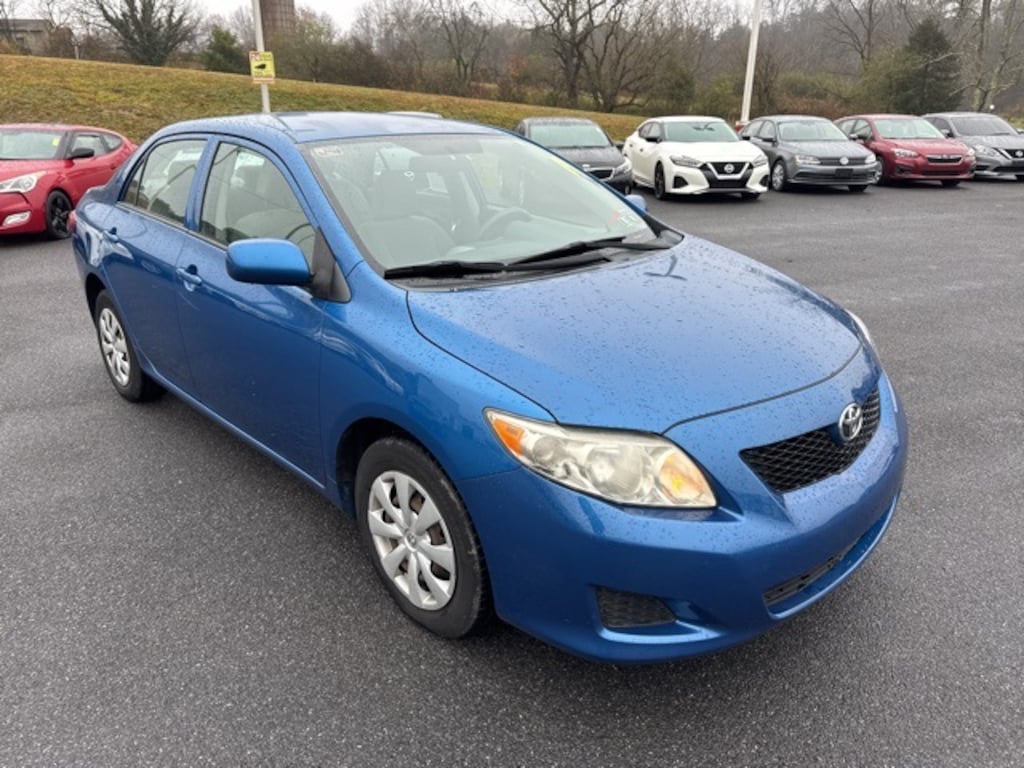 Used 2010 Toyota Corolla LE Sedan