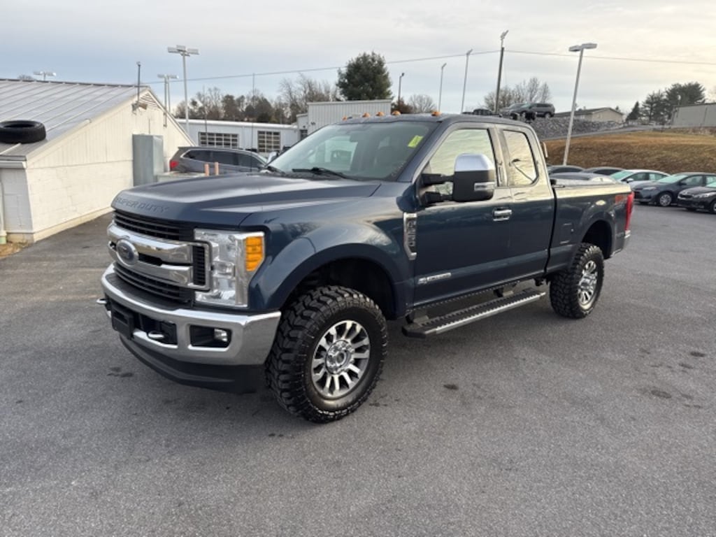Used 2017 Ford F-250SD XLT Truck