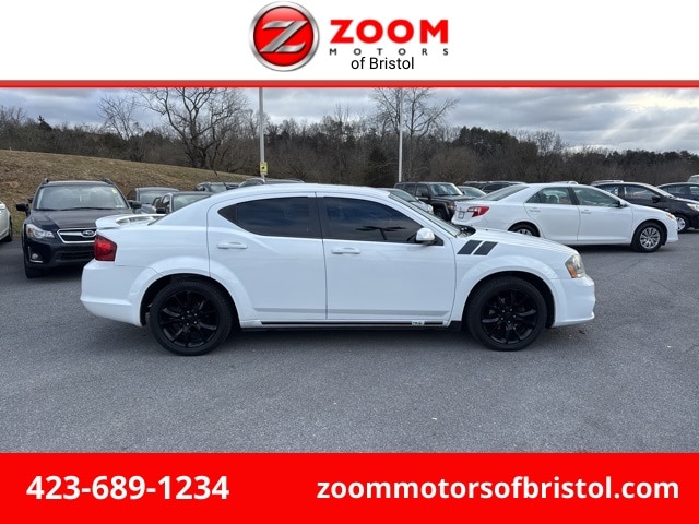 2012 Dodge Avenger R/T
