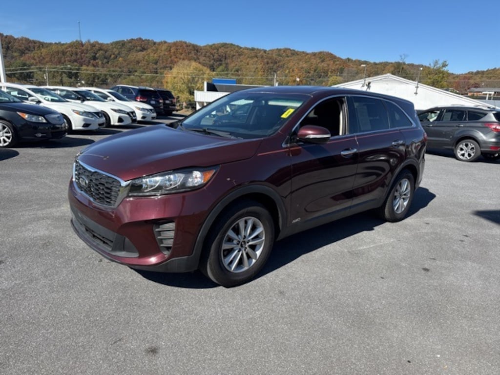 Used 2020 Kia Sorento LX SUV