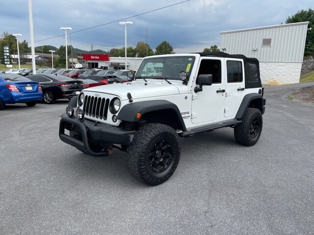 2014 Jeep Wrangler Unlimited Sport photo 4