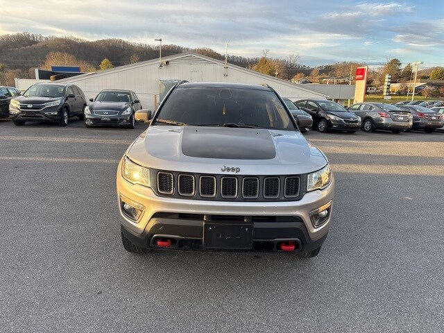 2019 Jeep Compass Trailhawk photo 3