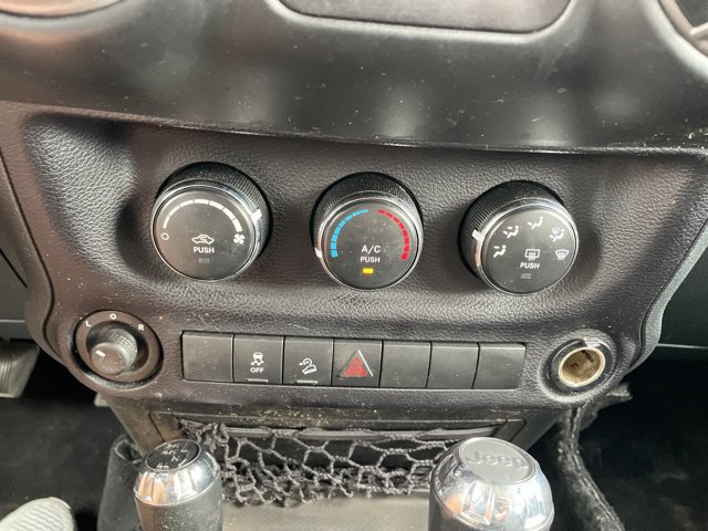 2016 Jeep Wrangler Unlimited Sport S - Photo 18