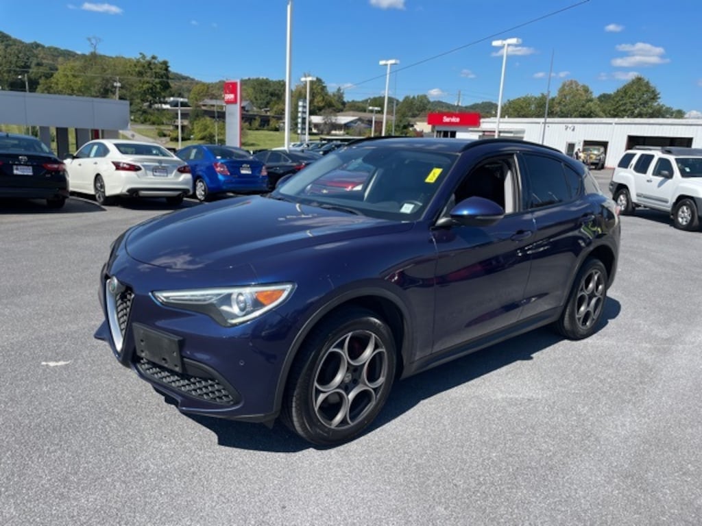 Used 2018 Alfa Romeo Stelvio Base SUV