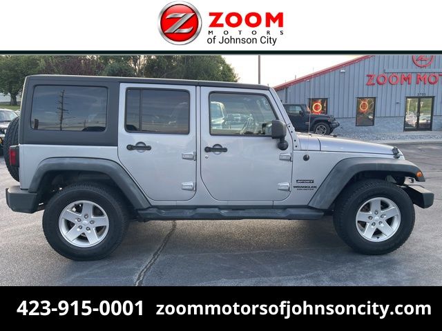 2013 Jeep Wrangler Sport's photo