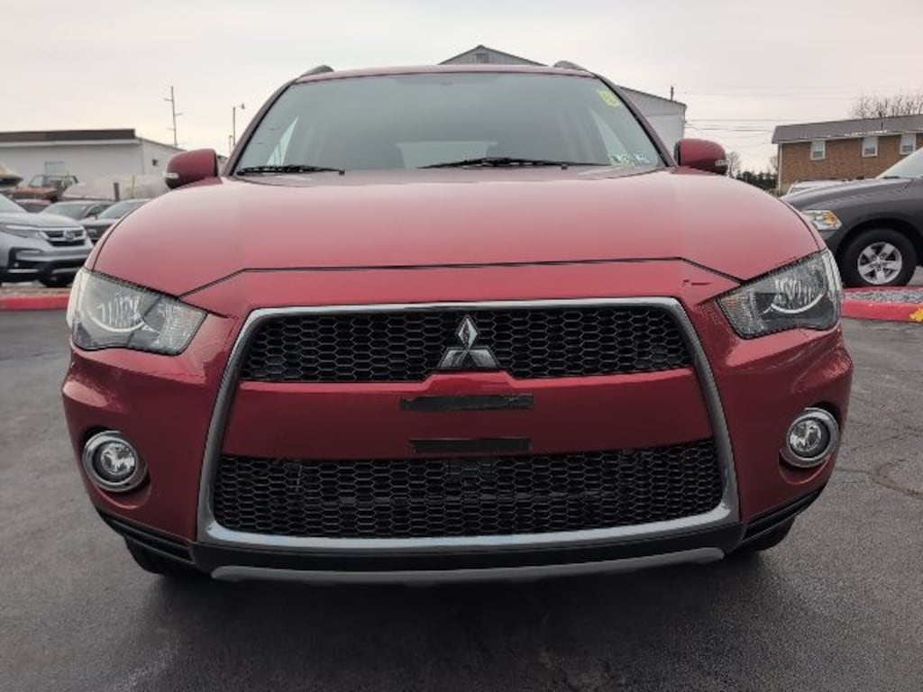Used 2012 Mitsubishi Outlander SE SUV